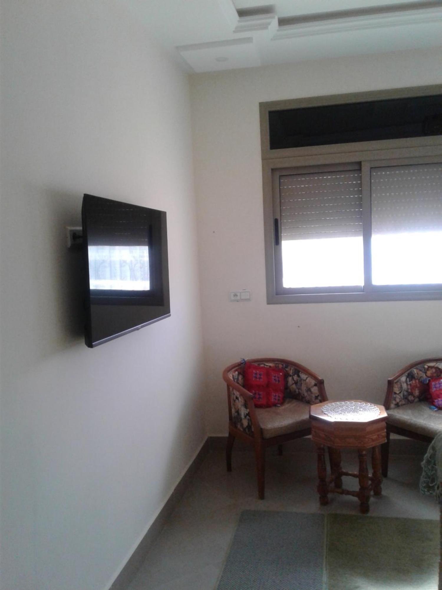 Appartement Meuble Ennasr49 Khenifra Esterno foto